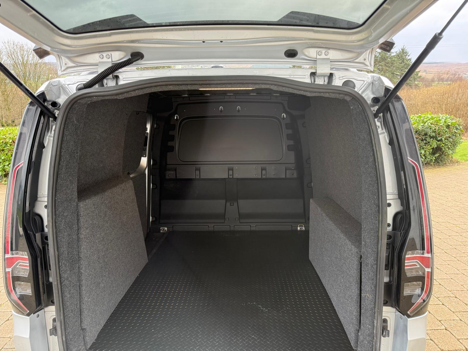 2023 Volkswagen Caddy C20 COMMERCIAL PRO TD TDI €23,250