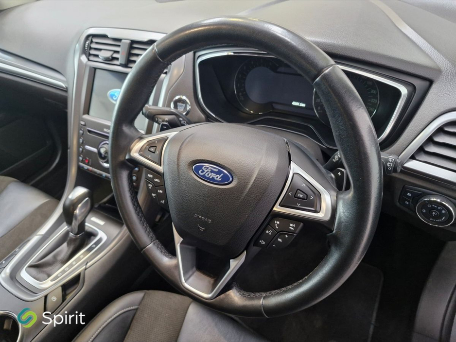 2019 Ford Mondeo - image 17