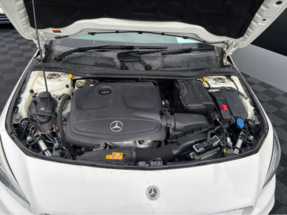 2018 Mercedes-Benz CLA Class - image 7