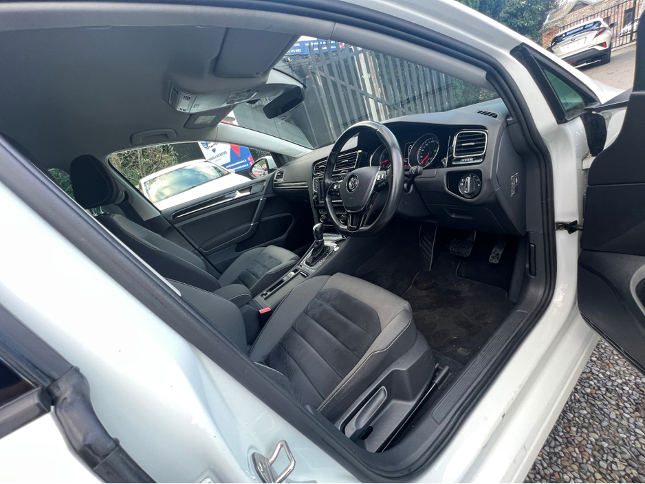 2017 Volkswagen Golf DBA-6RCJZ €16,500
