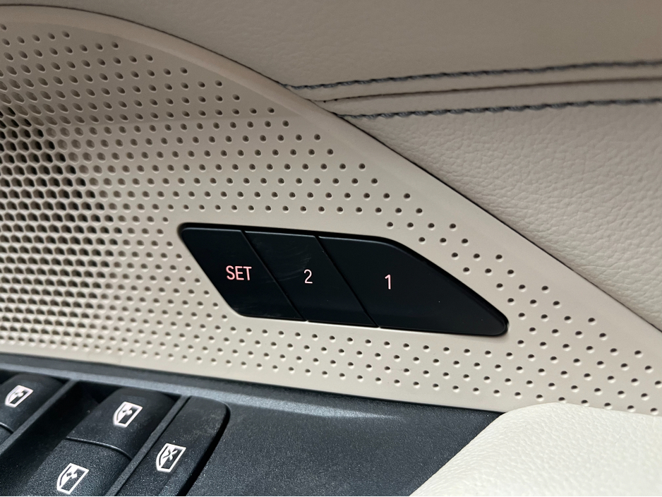 2022 BMW i4 - image 14