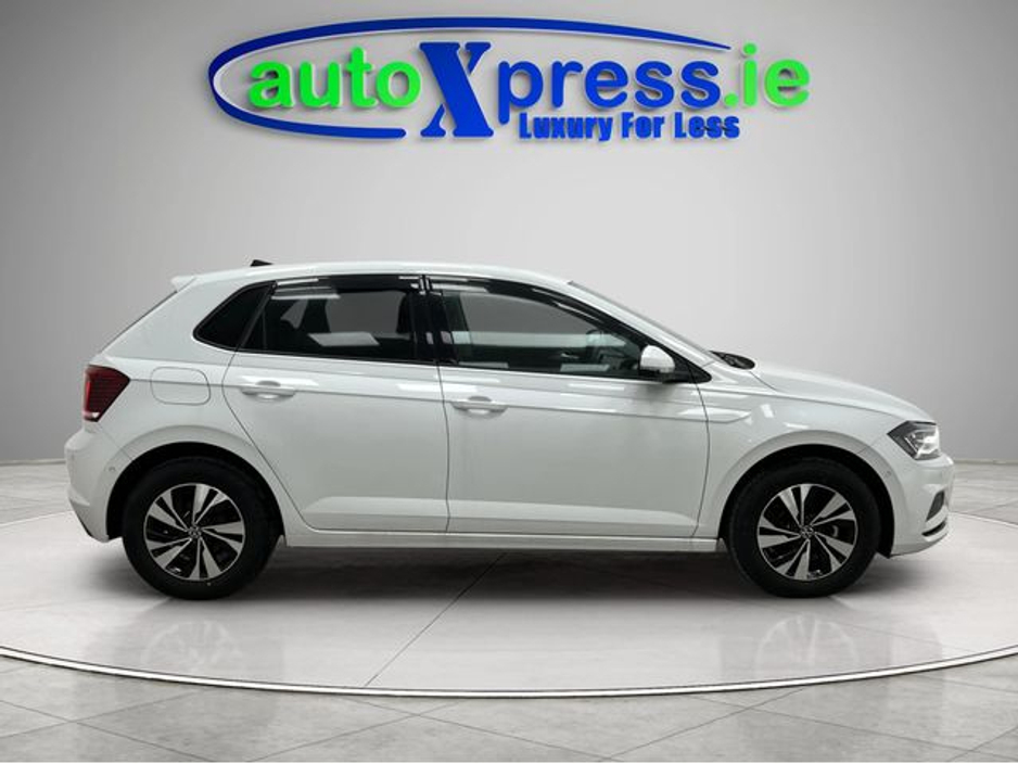 2021 Volkswagen Polo 1.0 TSI Automatic, Reversing camera LOW MILES €20,495