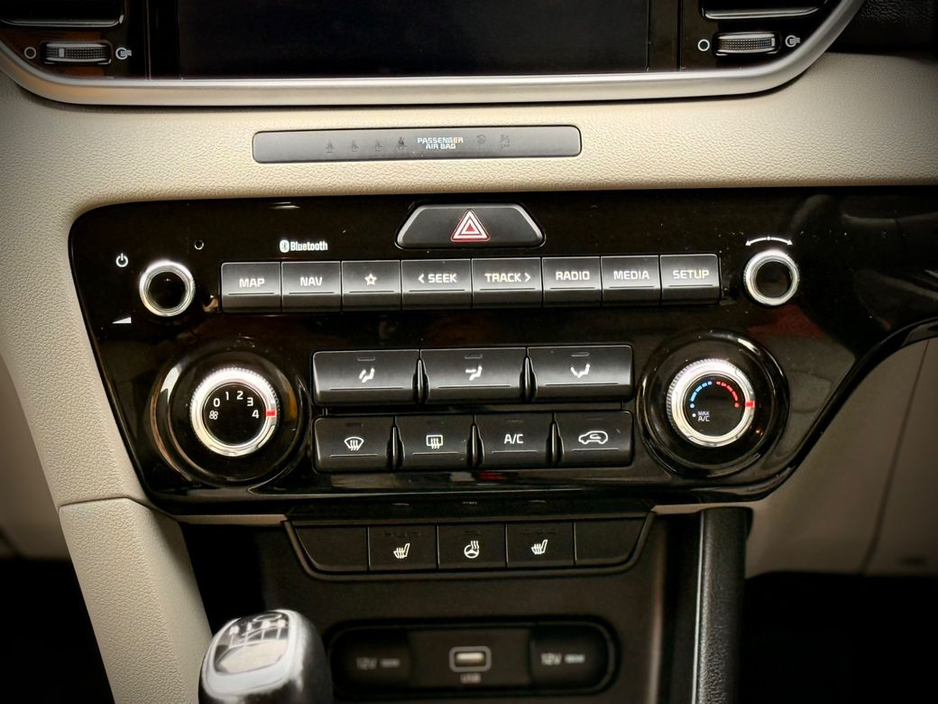 2022 Kia Sportage - image 15