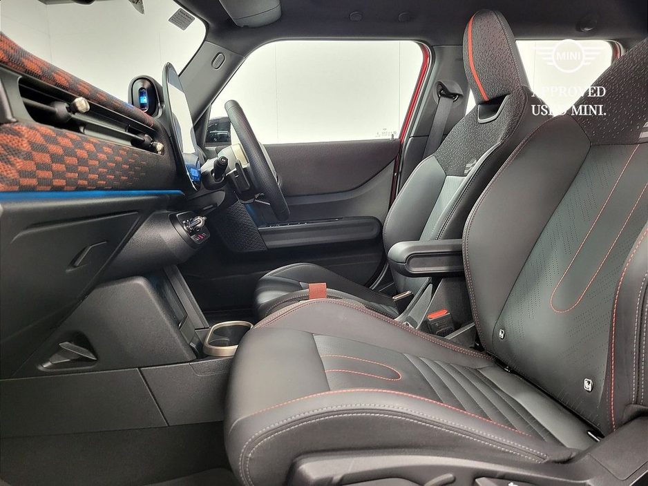 2025 MINI Hatch COOPER Cooper Sport Auto €40,975