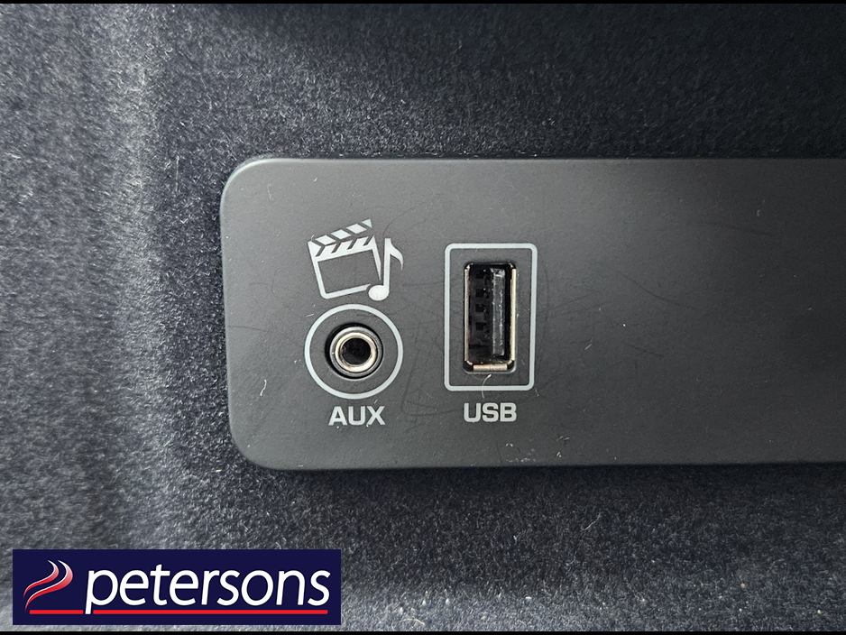 2016 Land Rover Discovery DISCOVERY 4 3.0 TDV6 5 SEAT XE 4DR AUTOMATIC €29,950