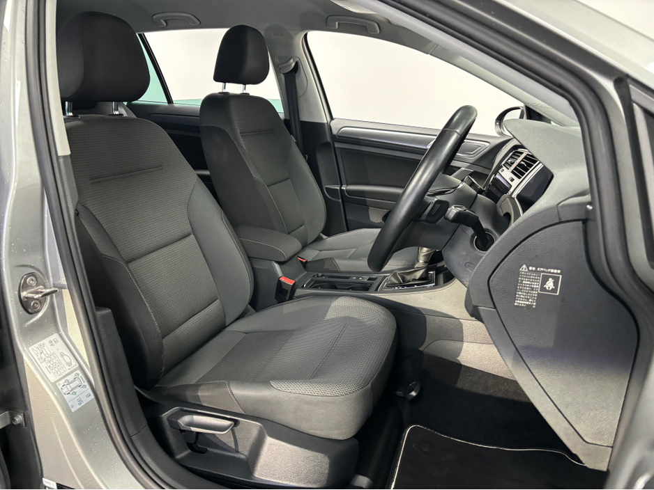 2019 Volkswagen Golf *VOLKSWAGEN GOLF* *DSG* *LOW MILEAGE* *PRONAV WIDE SCREEN* *AUTO LIGHTS* *DLA* *DIGITAL DASH* *REVERSE CAMERA* **FINANCE AVAILABLE* *TRADE INS WELCOME* €19,950