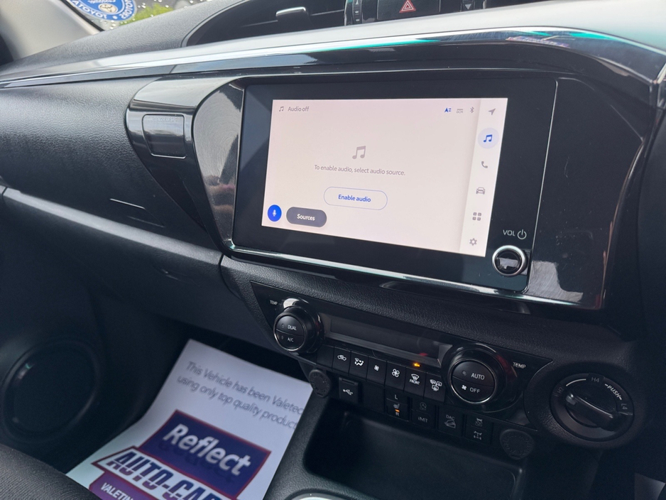 2025 Toyota Hilux *NO VAT* 2.8L SR5 MANUAL #340 €52,999