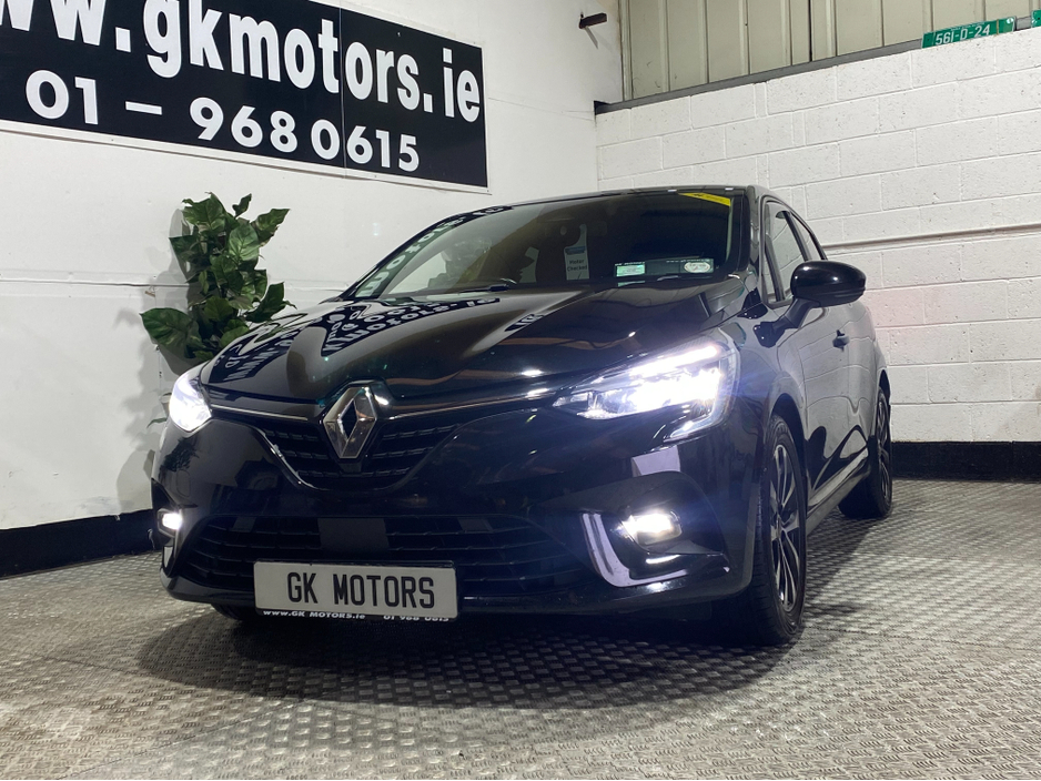 2020 Renault Clio - image 10