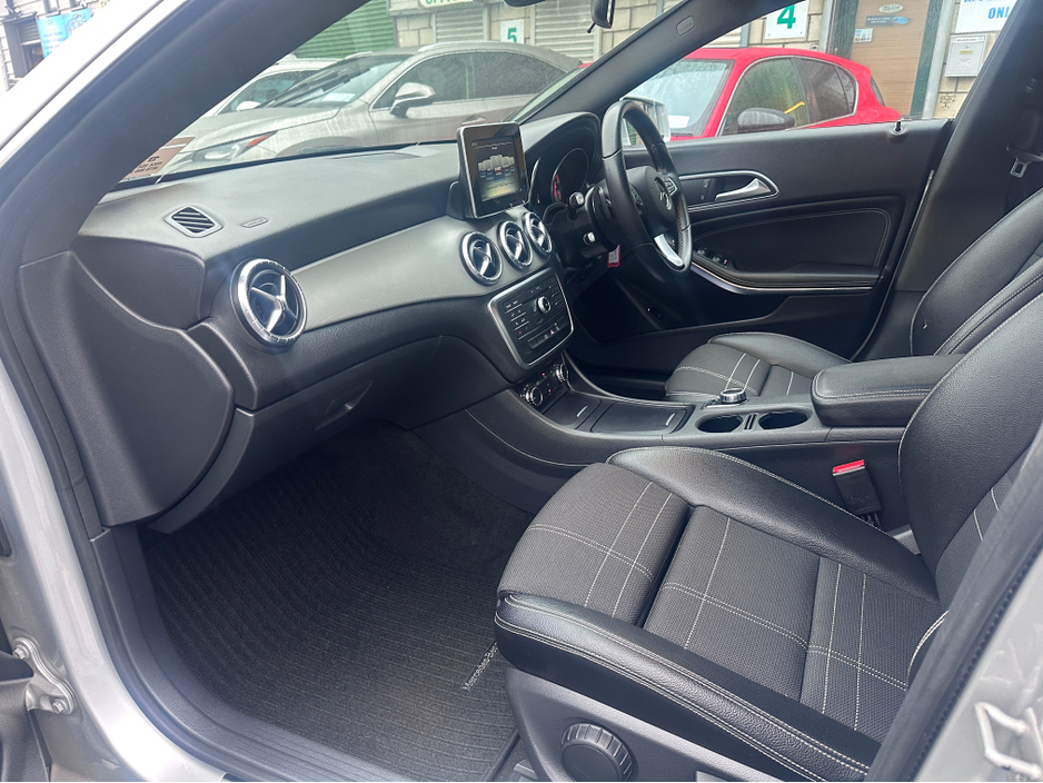 2016 Mercedes-Benz CL Class 200 URBAN 4DR AUTO €18,000