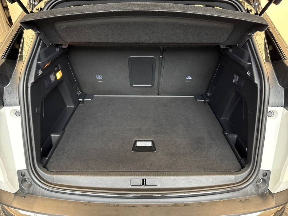 2024 Peugeot 3008 - image 9
