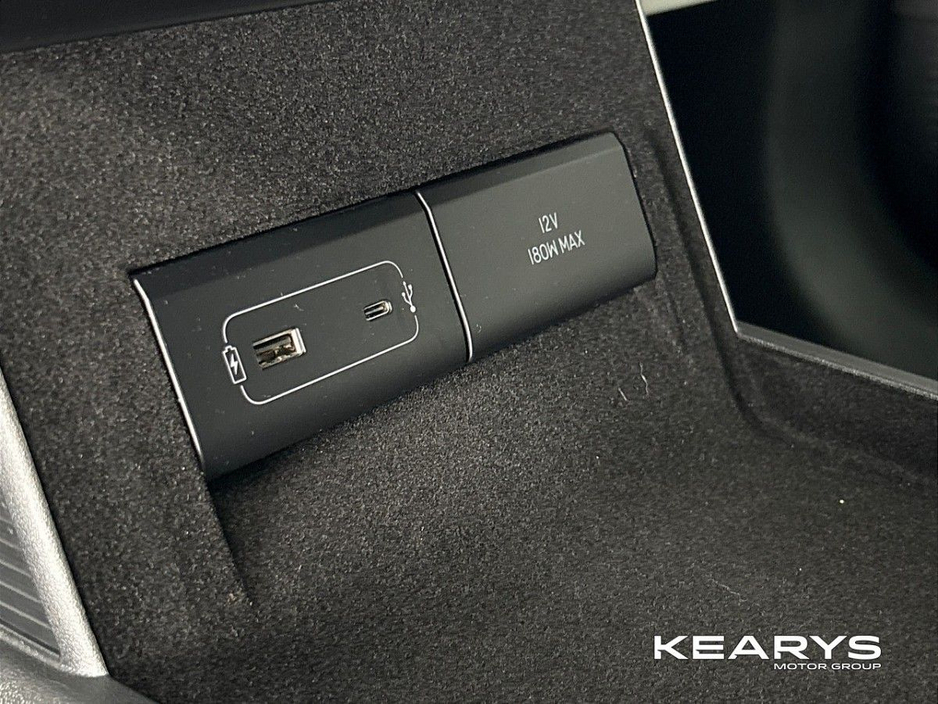 2025 Xpeng G6 - image 18