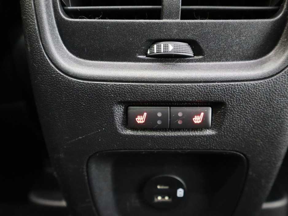 2022 Ford Kuga - image 28