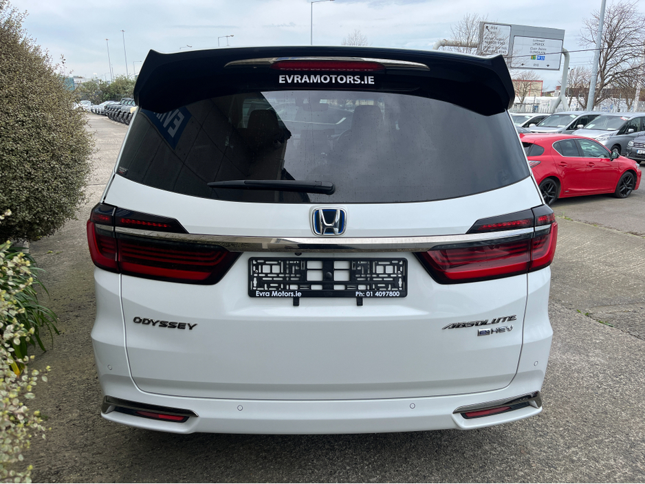 2021 Honda Odyssey - image 8