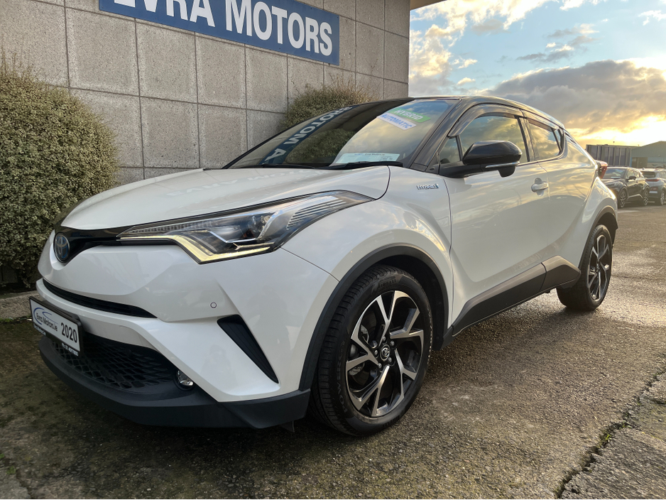 2020 Toyota C-HR SOL AUTOMATIC HYBRID 1.8 PETROL //ADAPTIVE CRUISE CONTROL//KEYLESS ENTRY//REVERSE CAMERA//HEATED SEATS// €22,950