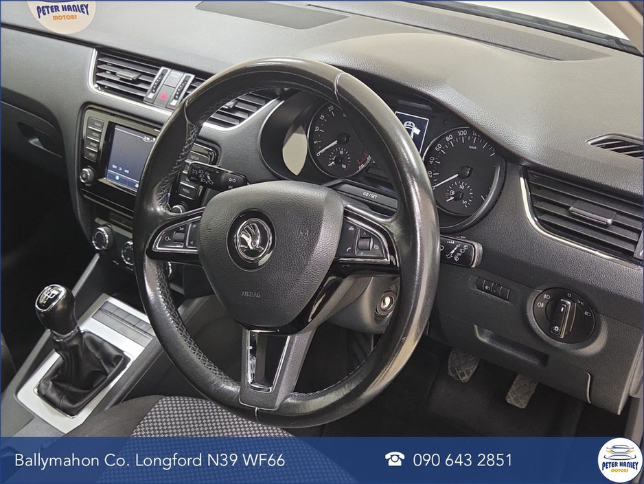 2017 Skoda Octavia - image 15