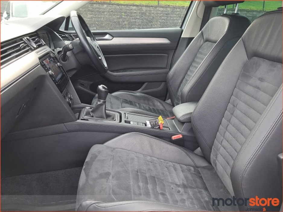 2019 Volkswagen Passat 2.0 TDI 150HP Highline €23,900
