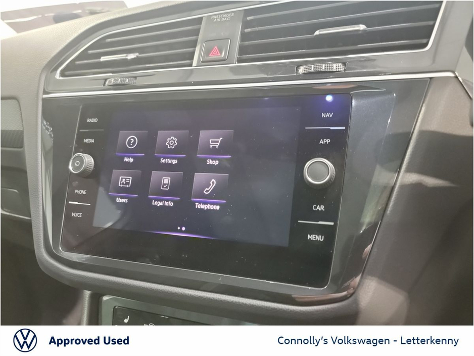 2021 Volkswagen Tiguan - image 18