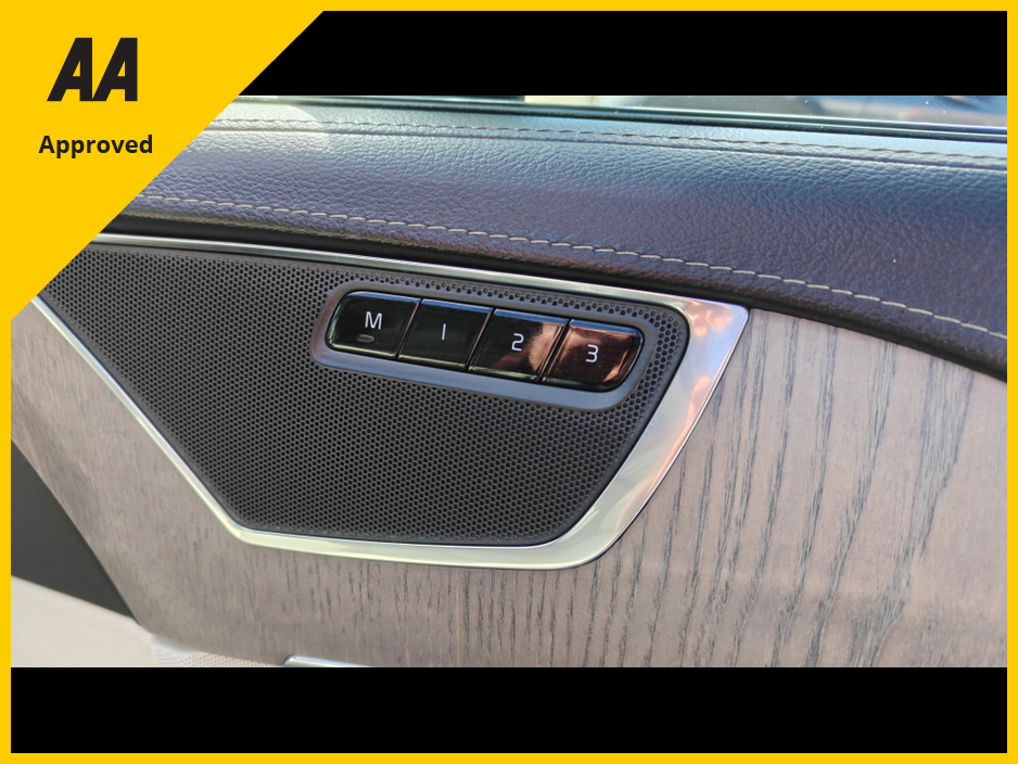 2019 Volvo XC90 - image 16