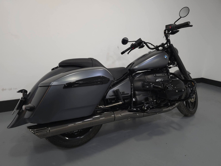 2023 BMW R18 - image 4