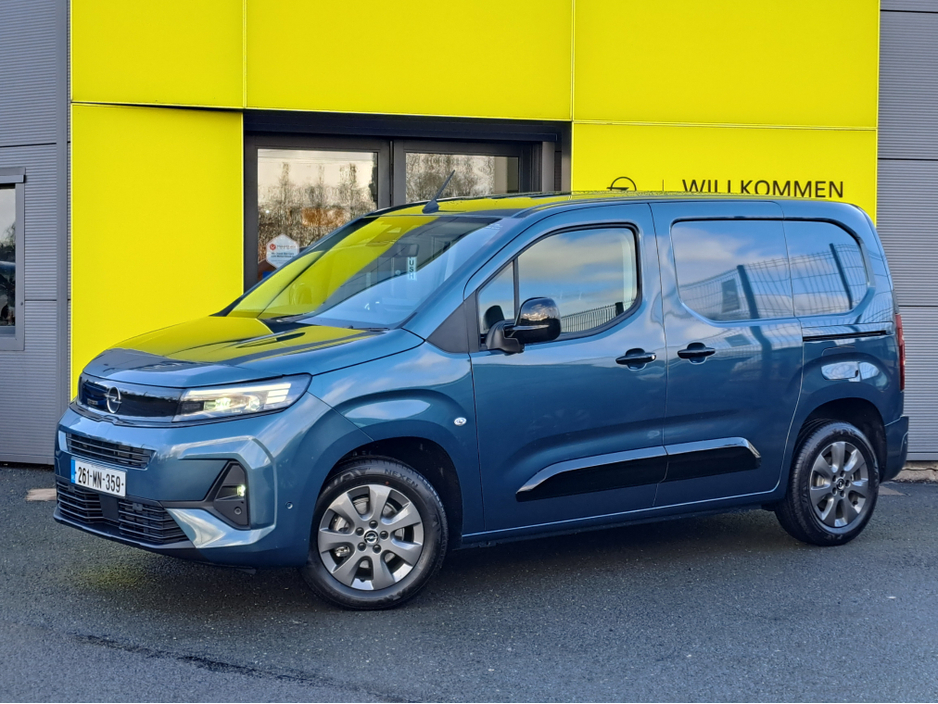 2026 Opel Combo SPORTIVE L1H1 1.5TD 100BHP **TOP SPEC**