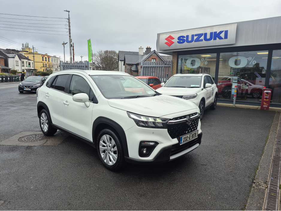 2023 Suzuki SX4 S-Cross - image 2