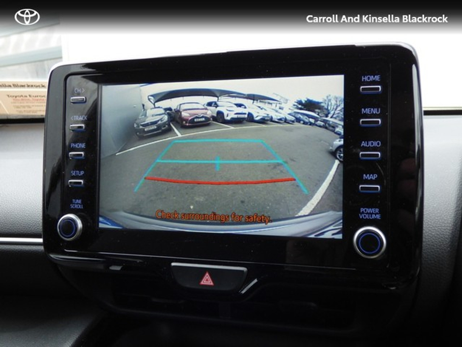 2023 Toyota Yaris Cross Hybrid Luna Sport €29,450