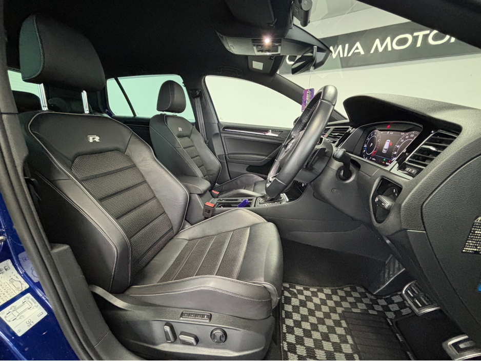 2019 Volkswagen Golf - image 19