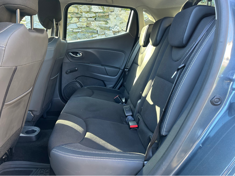 2018 Renault Clio - image 18