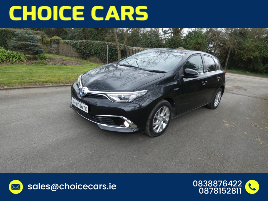 2016 Toyota Auris - image 2