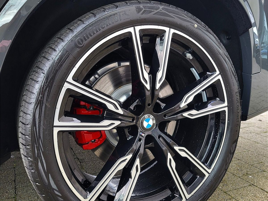 2026 BMW X5 - image 6