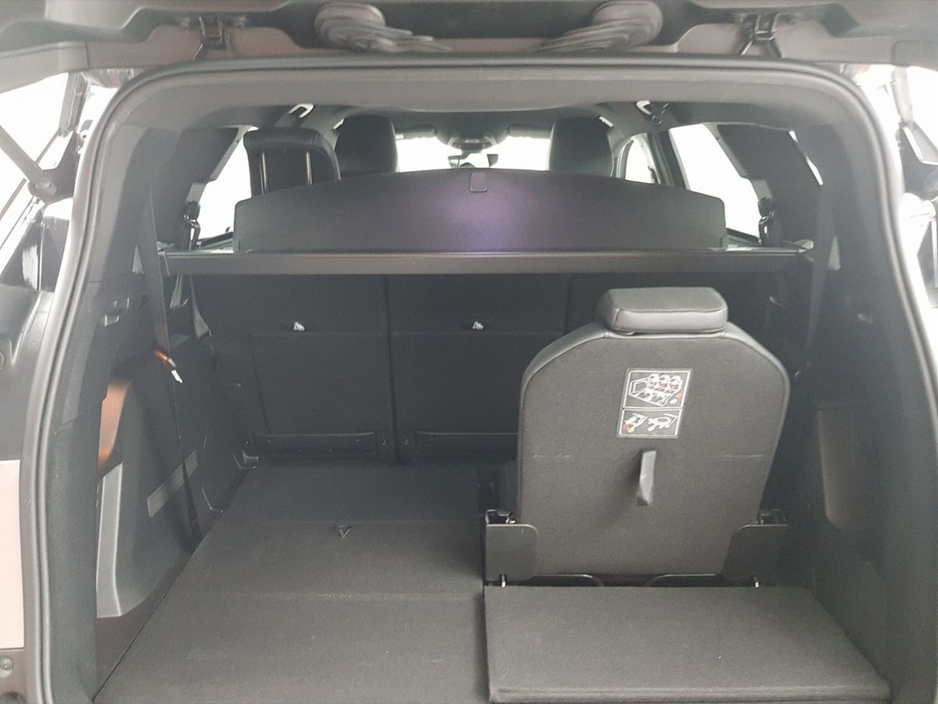 2024 Peugeot 5008 - image 19