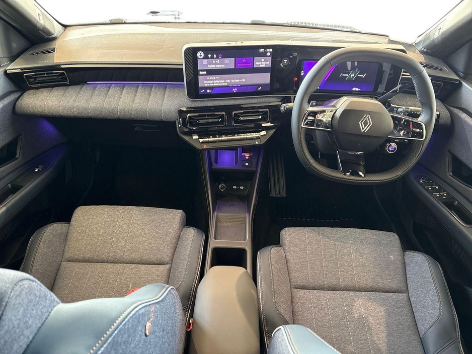 2026 Renault 4 - image 2