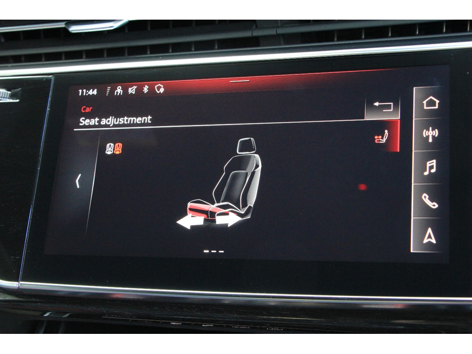 2023 Audi Q8 - image 26