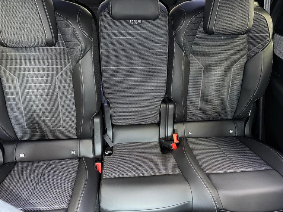 2026 Peugeot 5008 - image 25