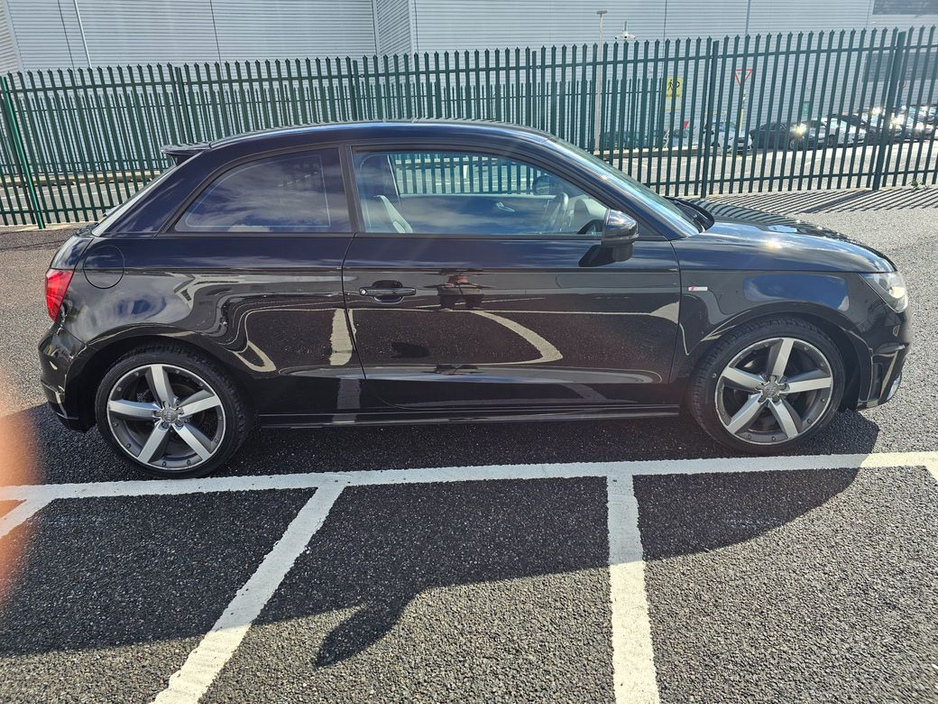 2014 Audi A1 - image 7