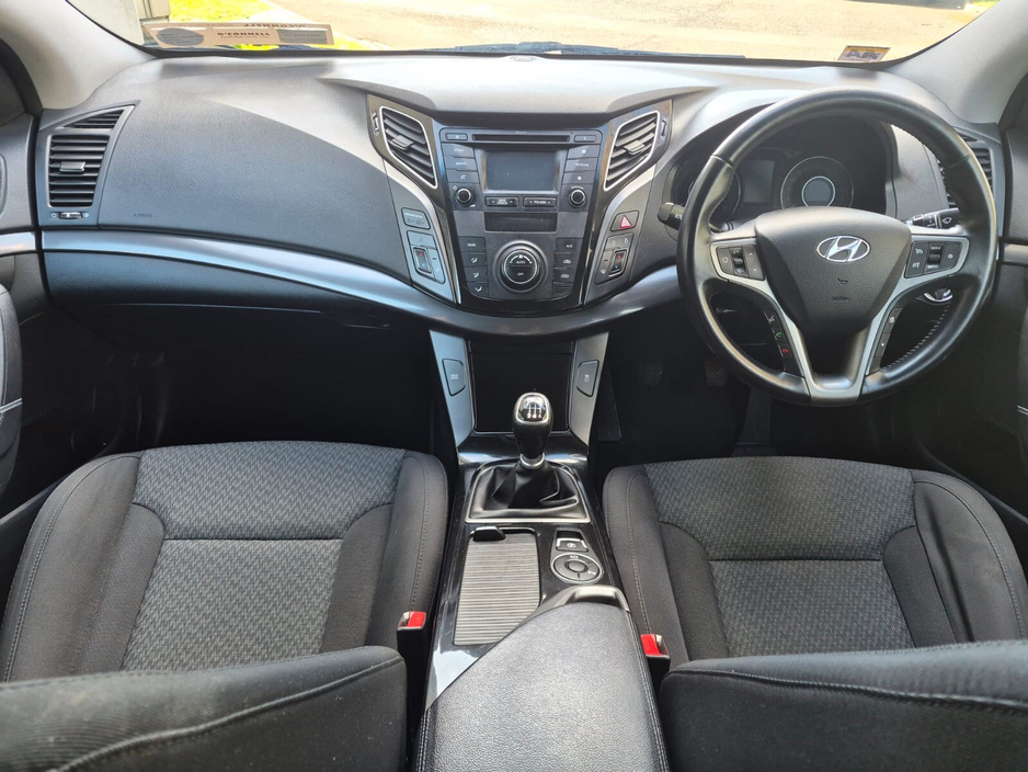 2016 Hyundai i40 - image 12