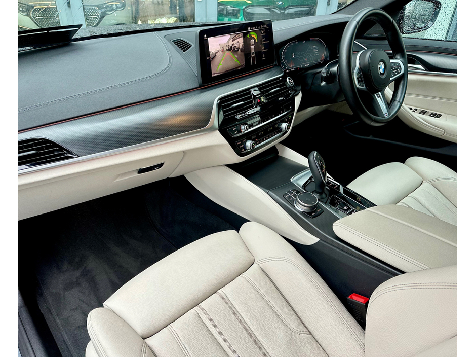 2023 BMW 5 Series ++LOW KM++ M SPORT PRO MHEV AUTO 520 D