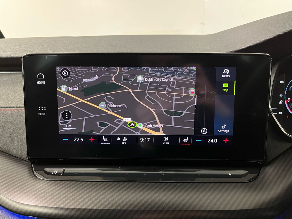 2023 Skoda Octavia - image 15