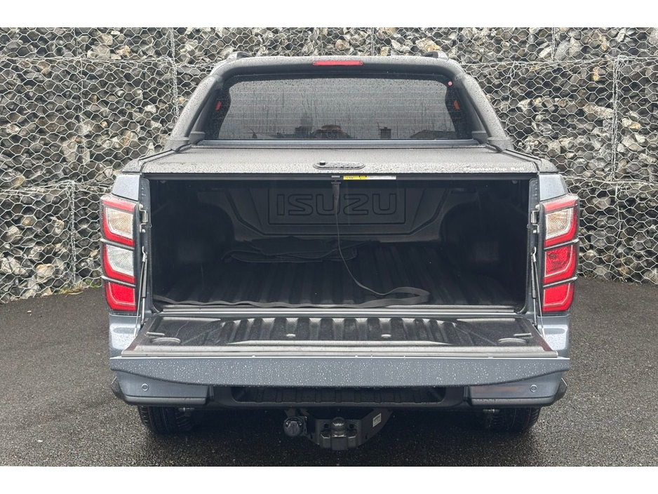 2025 Isuzu D-MAX STEEL EDITION AUTO €53,951