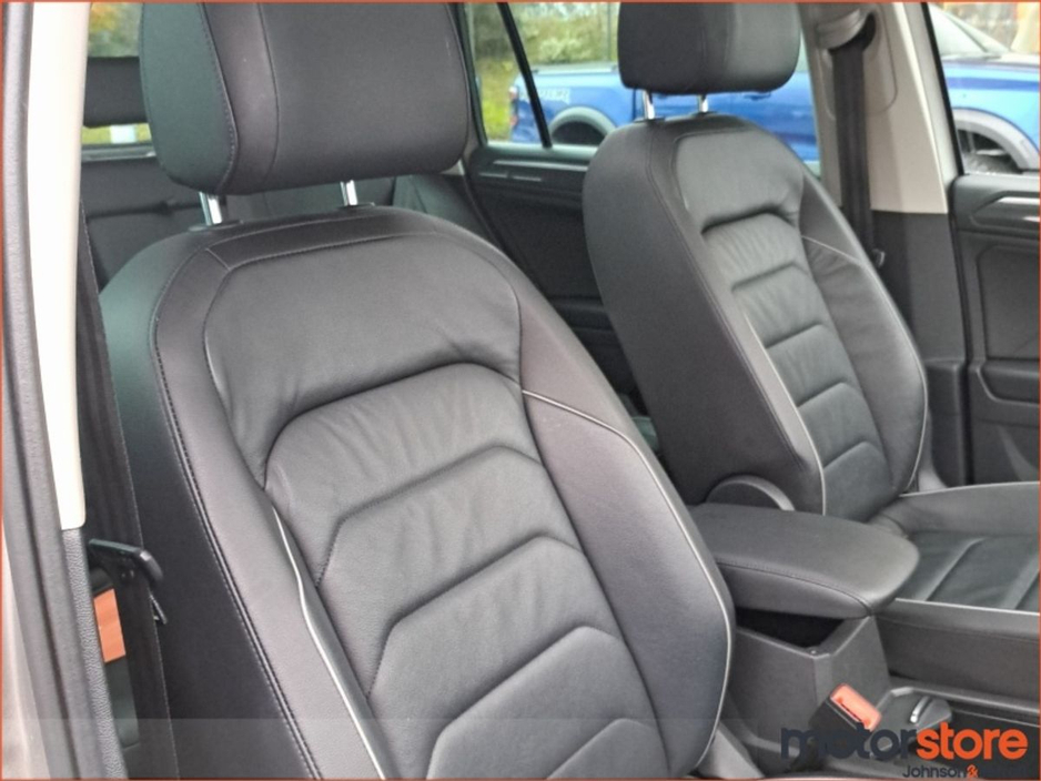 2020 Volkswagen Tiguan 2.0 TDI 150HP Highline DIESEL / HUGE SPEC* €30,900