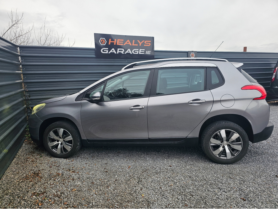 2016 Peugeot 2008 - image 4