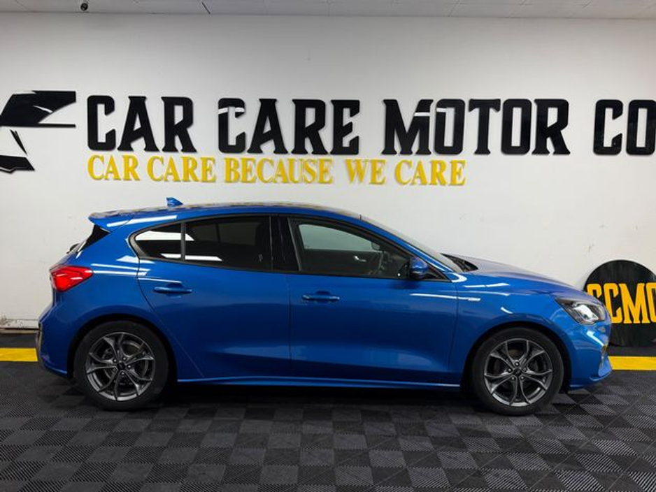 2020 Ford Focus St-line 5D 1.0T 125 €21,777