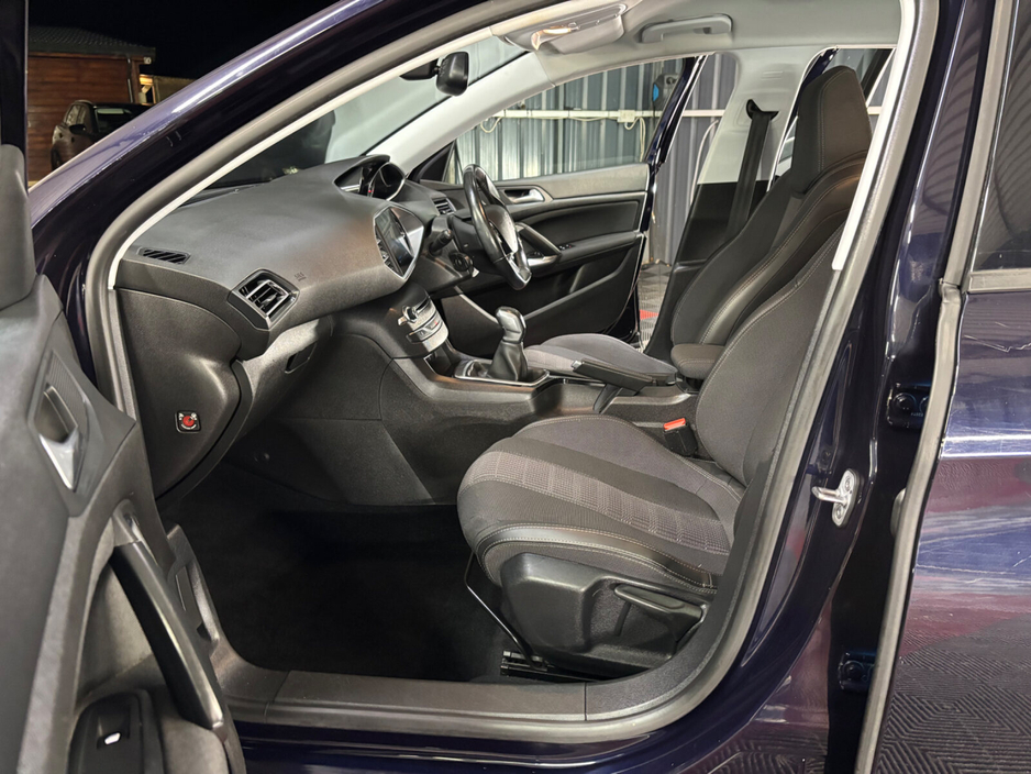 2018 Peugeot 308 1.2 Puretech 110bhp SW Active €9,950