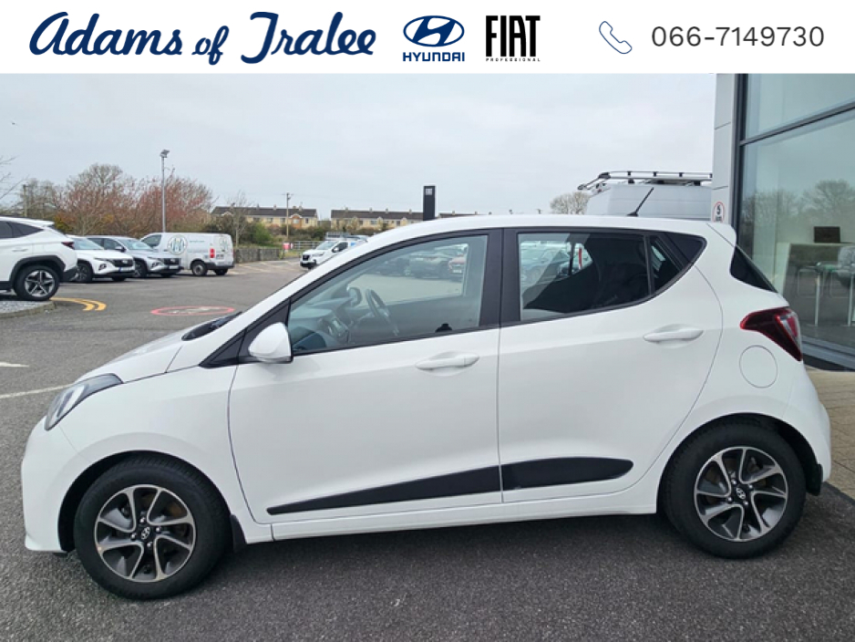 2020 Hyundai i10 - image 2