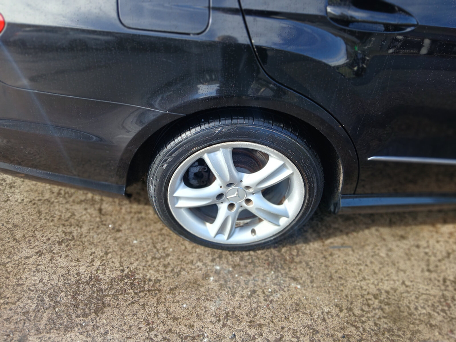 2012 Mercedes-Benz E Class - image 16