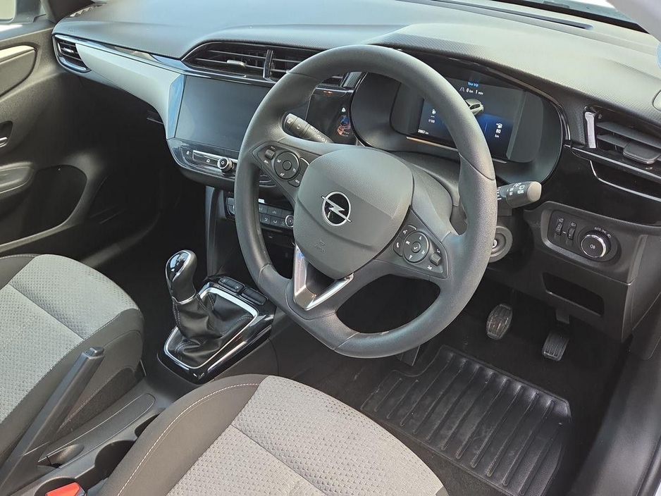 2025 Opel Corsa - image 5