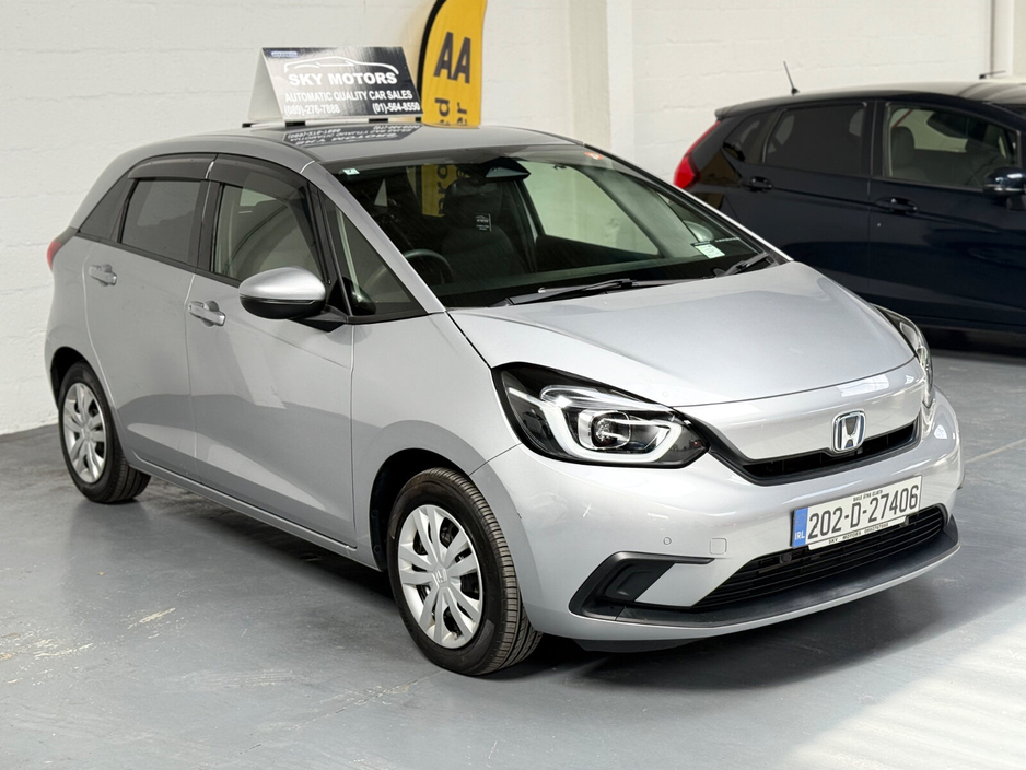 2020 Honda Jazz - image 3