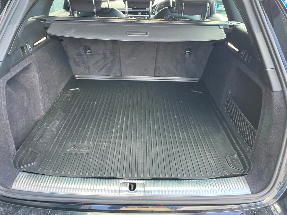 2018 Audi A4 - image 25