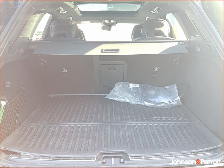 2025 Volvo XC60 T6 350bhp AWD PHEV Plus Black Edition (Lighting Pack / Panoramic Sunroof / 360 Camera) €68,900