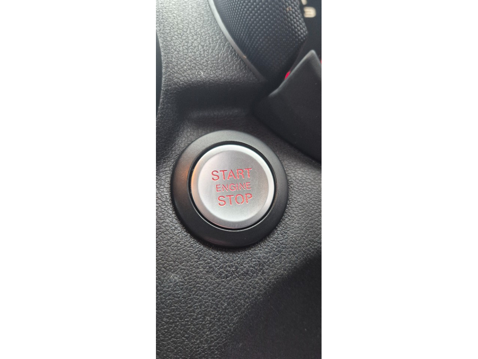 2014 Audi A1 - image 17